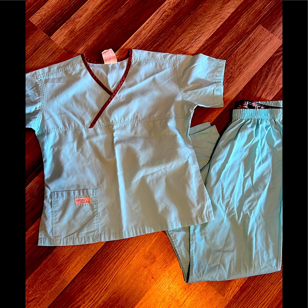 Urbane scrub set